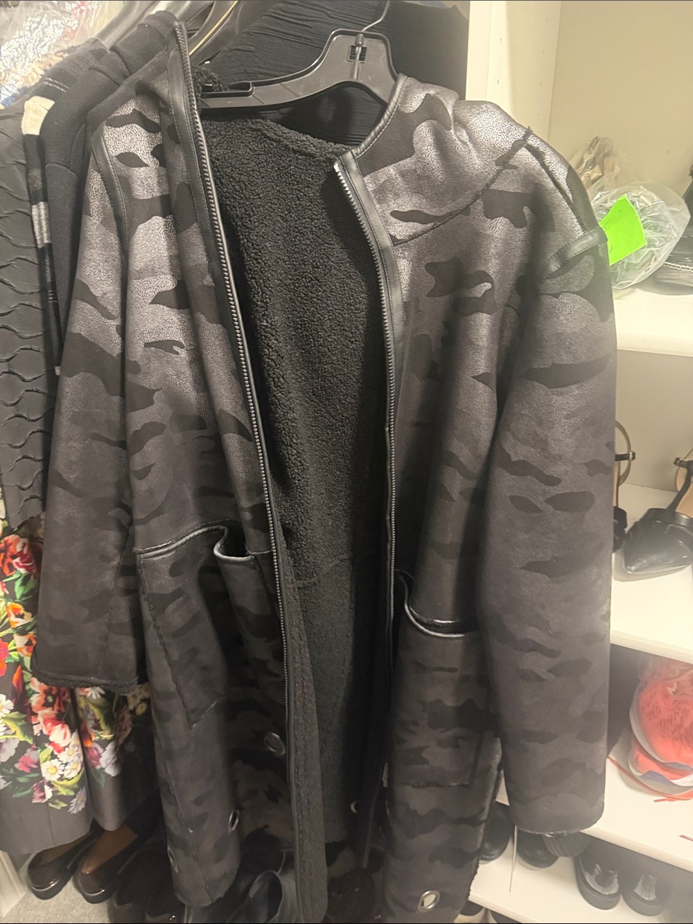 Women's Black Camo Sherpa-Lined Puffer Coat